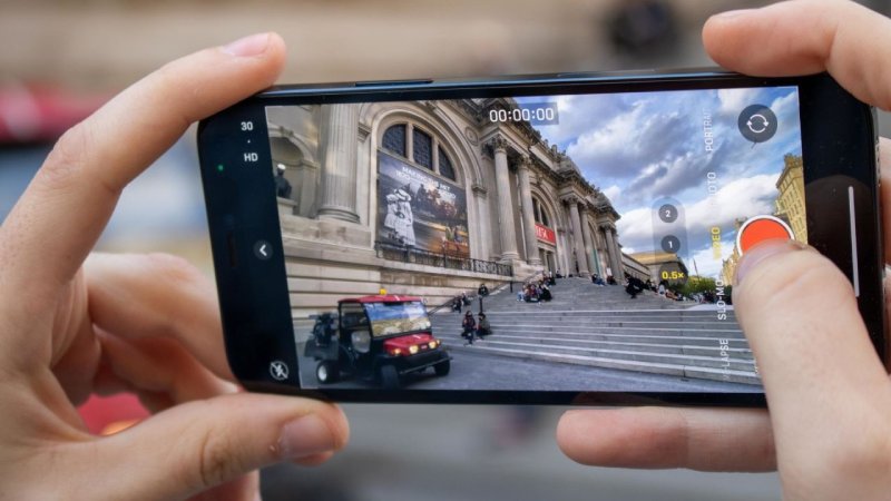 cách quay video 4K trên iPhone 15 Pro Max